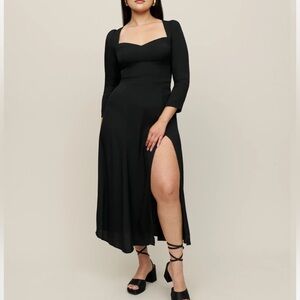 New with tags Reformation Mara Dress Sweetheart Neckline Midi Length Long Sleeve
